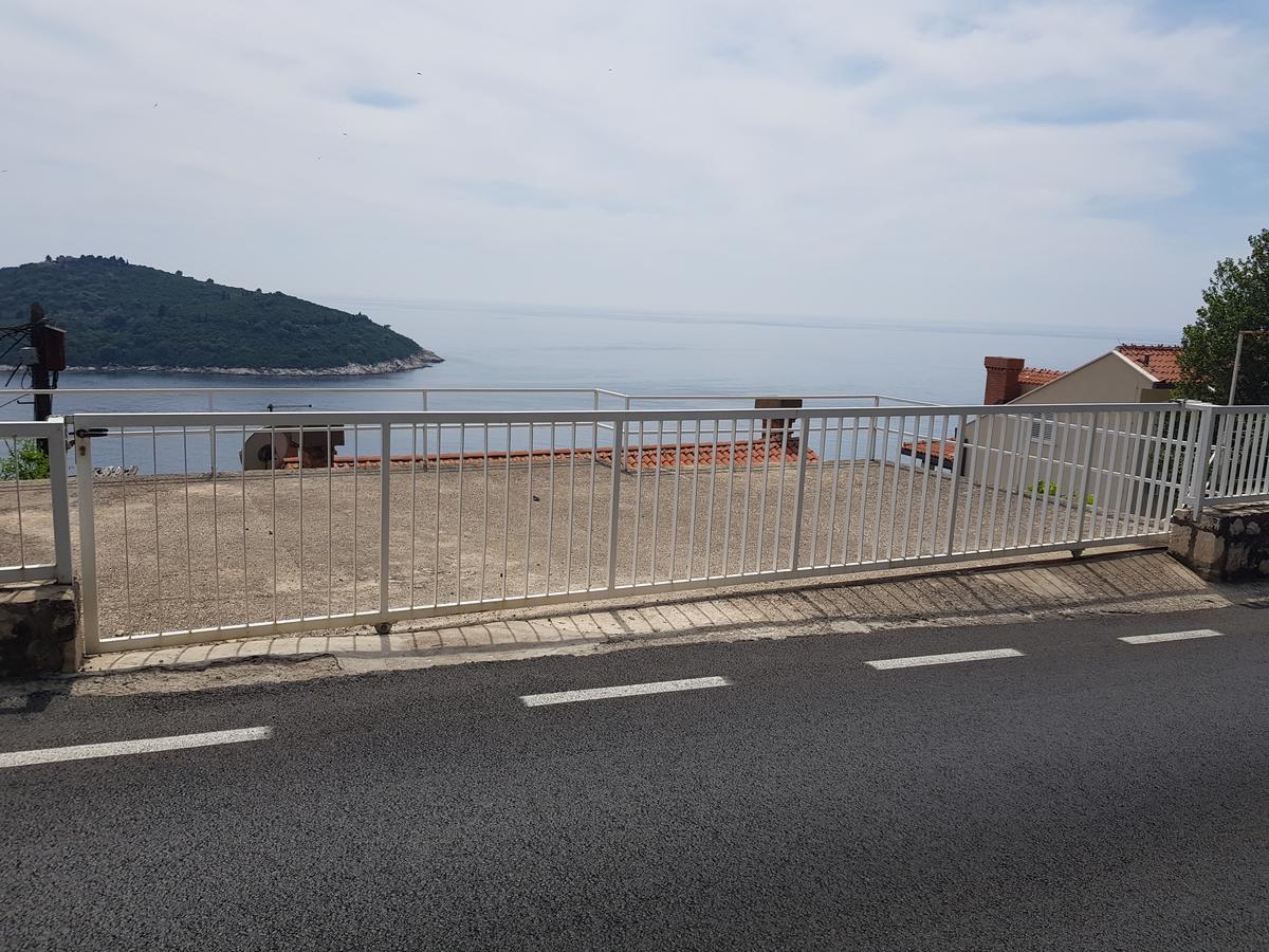 Apartment Dove With Sea View And Free Parking Dubrovnik Luaran gambar